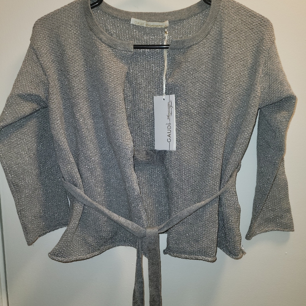BRAND NEW Gaudì top